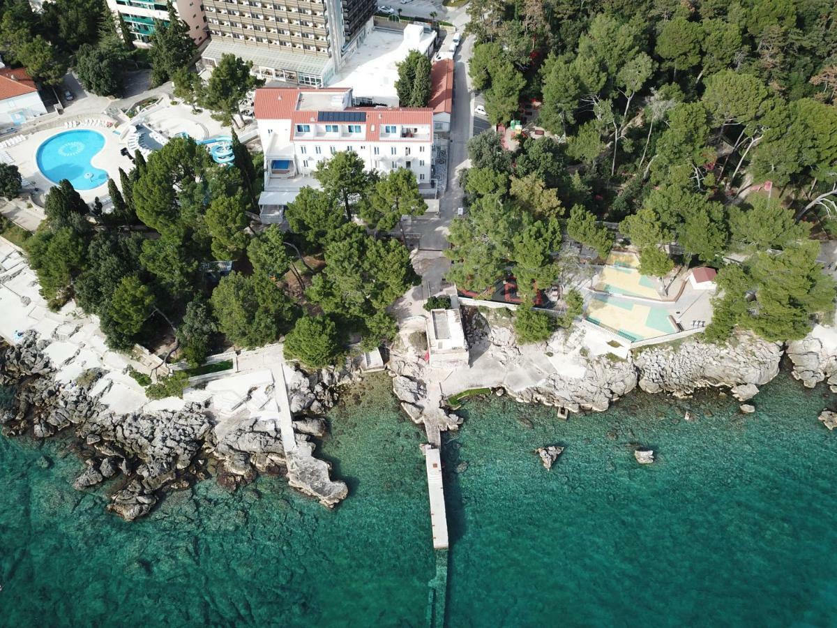 Sesar Apartments Krk - No. 2 Vinko 克尔克 外观 照片